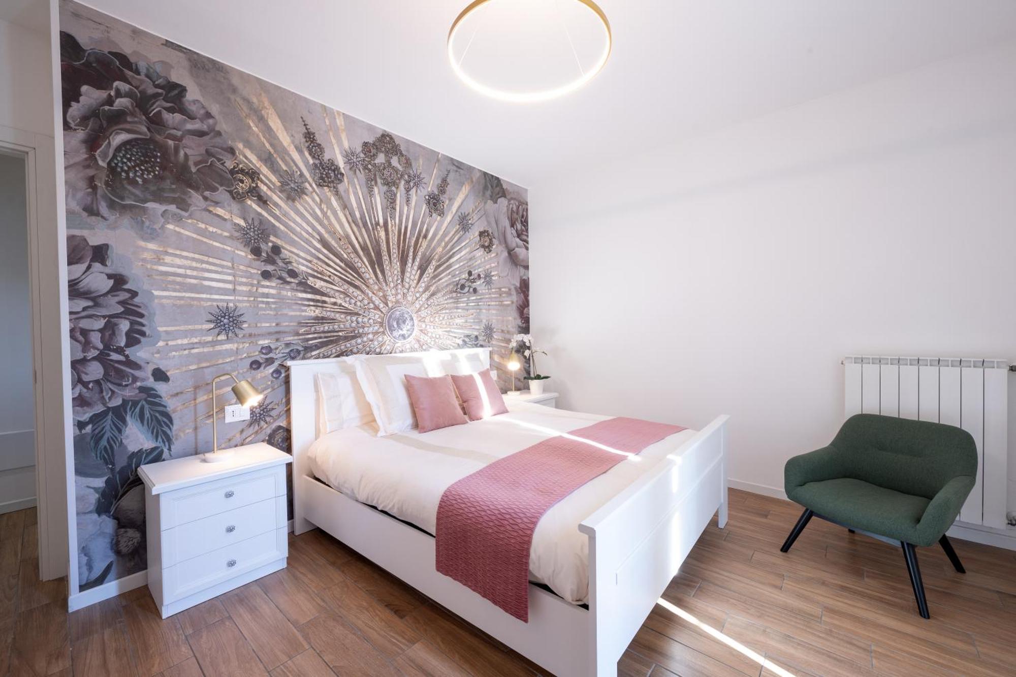 Lora Diamond Suite ,Free Parking, Self Check In,3 Como Eksteriør billede